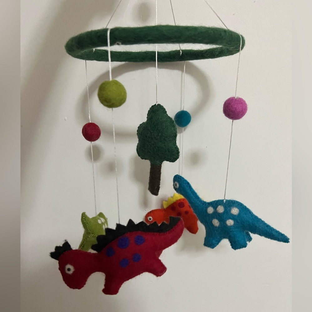 Hanging toy for baby. Felt hand made brand new.